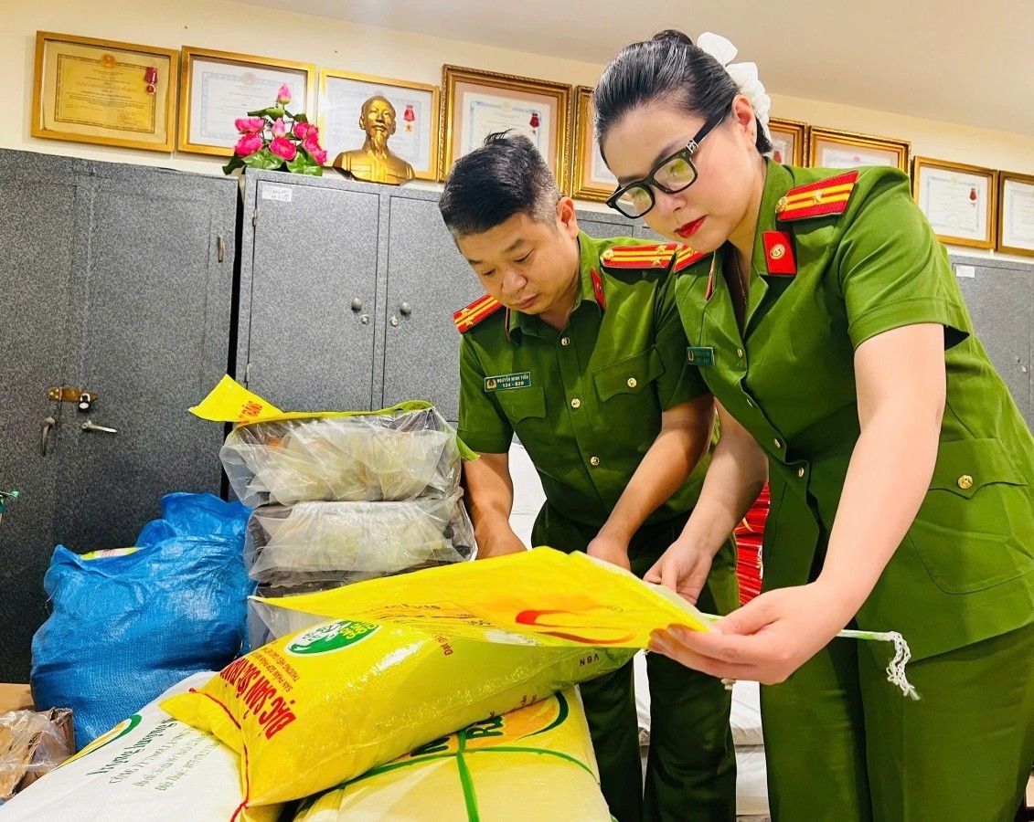 Hà Nội: Điều tra hình sự 3 vụ kinh doanh gạo có dấu hiệu giả mạo nhãn hiệu ST25