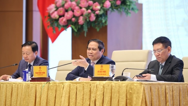 Thủ tướng: Giải quyết xong các yêu cầu, khó khăn của doanh nghiệp trong vòng 2 tuần