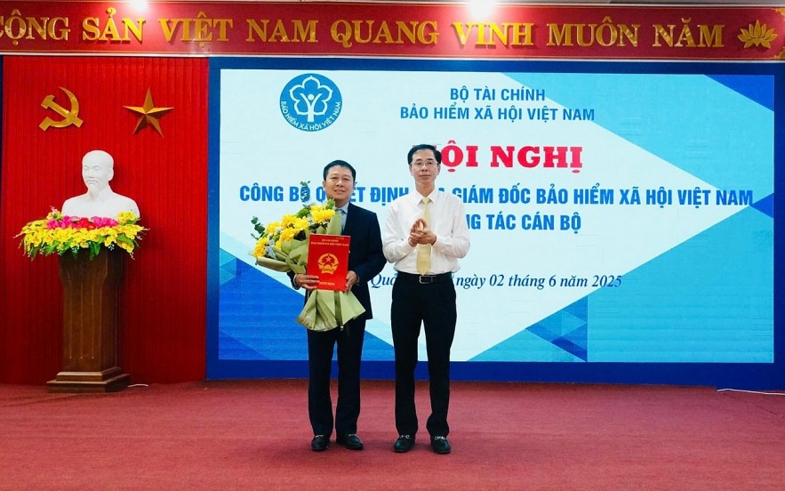 Ông Trần Anh Tuấn làm Giám đốc Bảo hiểm xã hội khu vực XVI