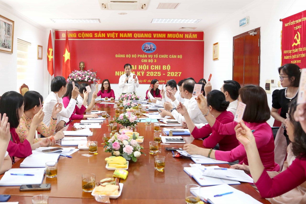 Chi bộ 3 - Vụ Tổ chức cán bộ triển khai nhiệm vụ với tinh thần chủ động, đổi mới, đoàn kết