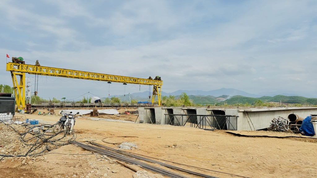 Quảng Ninh tăng tốc giải ngân vốn đầu tư công trung hạn