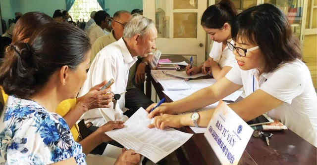 Trường hợp nào không bị trừ lương hưu khi nghỉ hưu trước tuổi?- Ảnh 1.