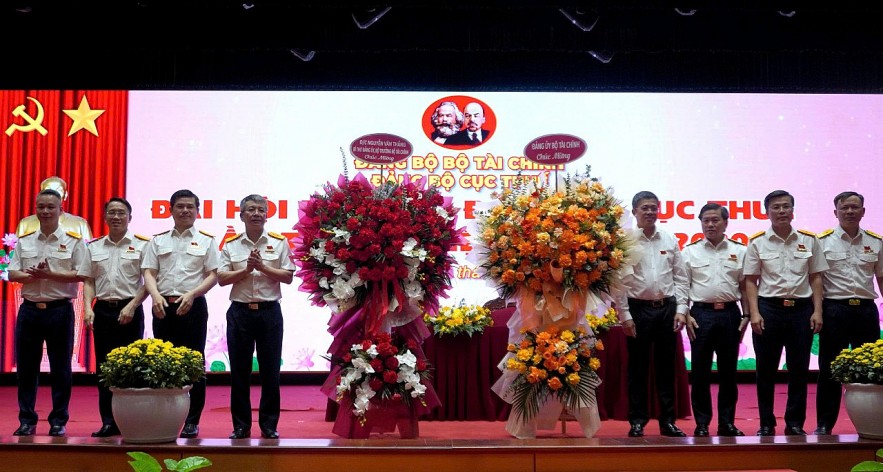 Ủy ban Đảng của Cục Thuế: Sự dũng cảm chính trị ổn định, Kết luận toàn diện về các nhiệm vụ thuế