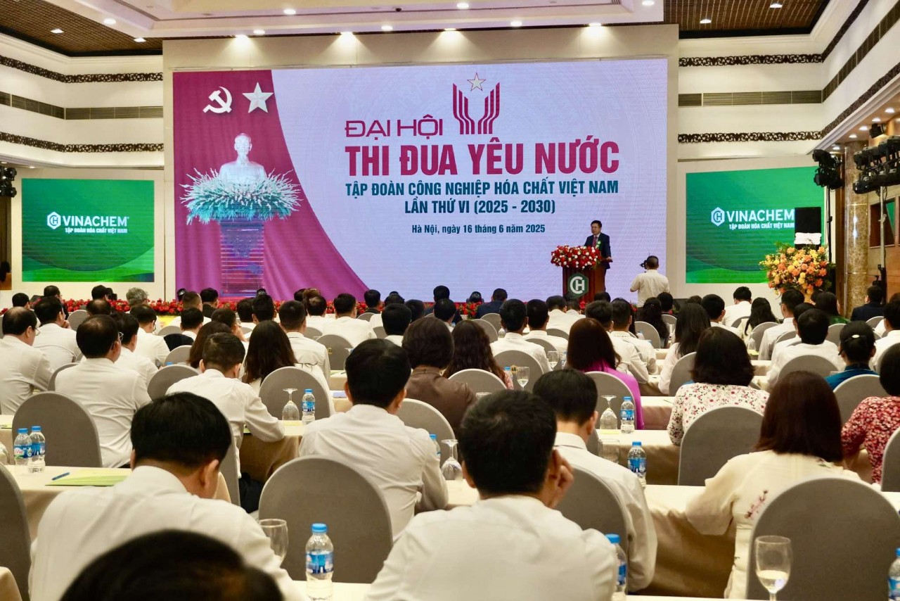 Vinachem phát động phong trào thi đua yêu nước, hướng tới mục tiêu tăng trưởng hai con số