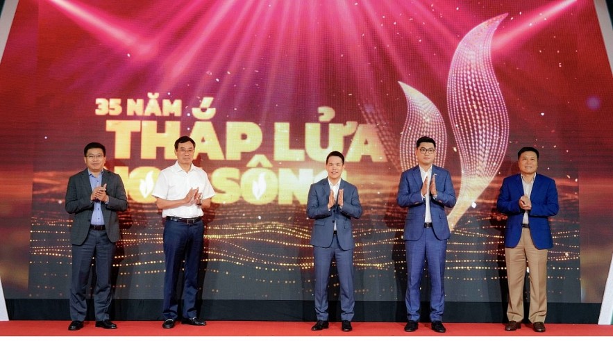 PV GAS Talks “35 năm - Thắp lửa non sông”:Hành trình truyền cảm hứng, kết nối và giữ lửa nhiệt huyết