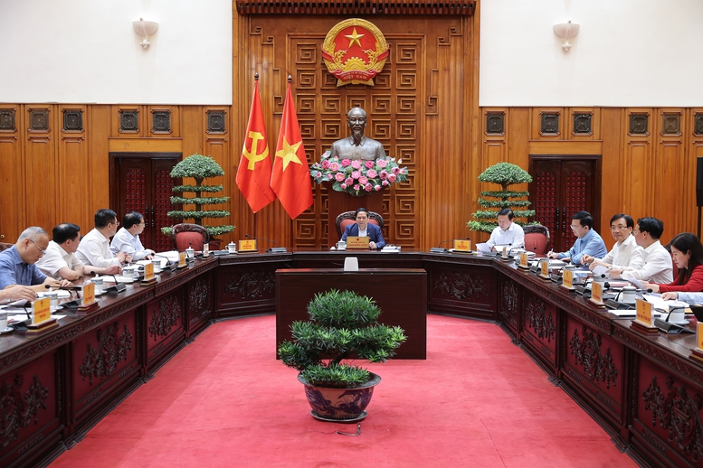 Thủ tướng: Luật Thương mại điện tử cần vừa quản lý được, vừa kiến tạo phát triển- Ảnh 1.
