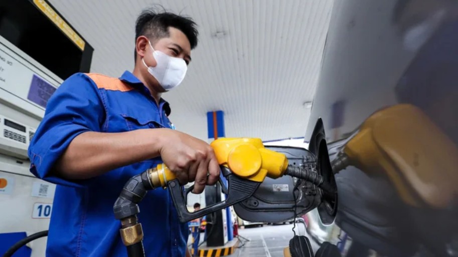 Ngày 19/6: Giá xăng dầu chiều nay được dự báo sẽ đồng loạt tăng mạnh phiên thứ 2 liên tiếp?