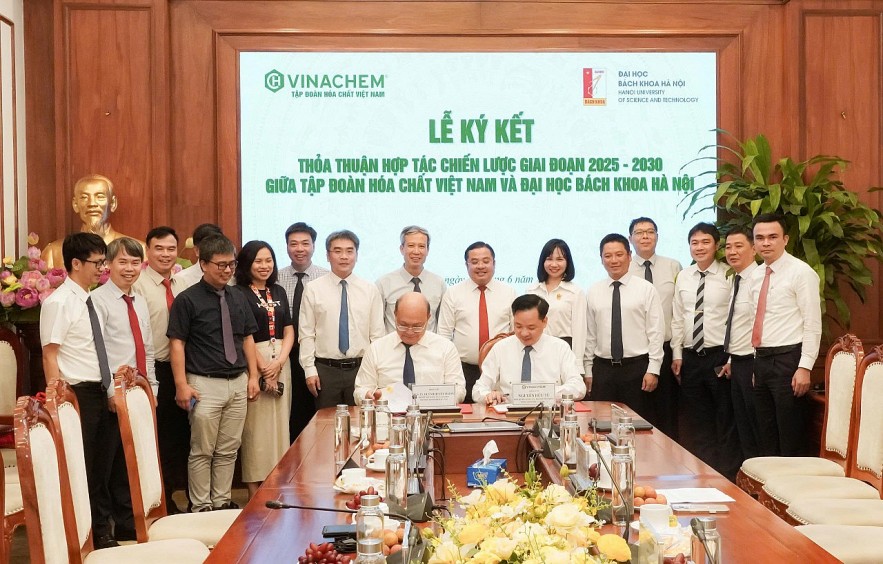 Vinachem ký kết thỏa thuận hợp tác chiến lược với Đại học Bách khoa Hà Nội giai đoạn 2025–2030