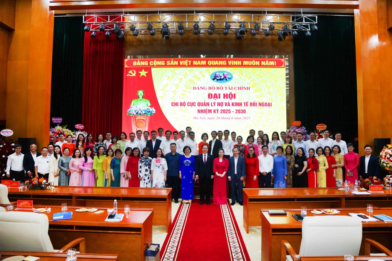 Đoàn kết - Kỷ cương - Kiến tạo - Phát triển