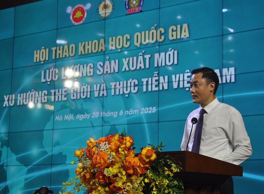 Tìm giải pháp phát triển lực lượng sản xuất mới ở Việt Nam
