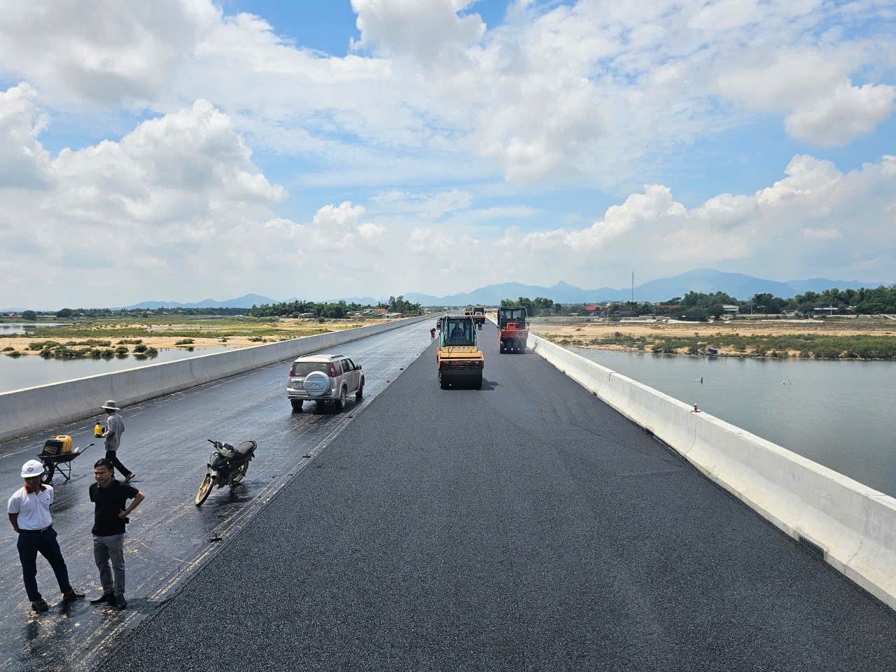 Đề xuất mở rộng cao tốc Bắc - Nam lên 6 làn xe: Tăng hiệu quả kinh tế với vốn đầu tư công