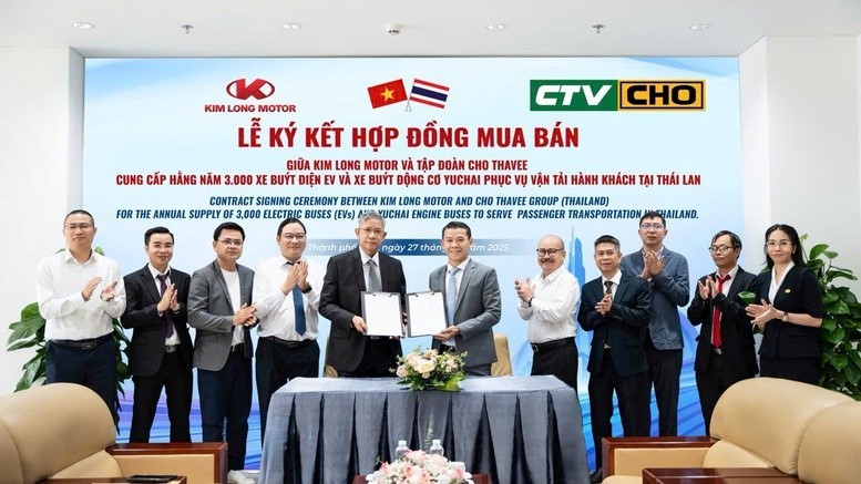 Sau Hàn Quốc, xe buýt Kim Long tiếp tục chinh phục thị trường Thái Lan