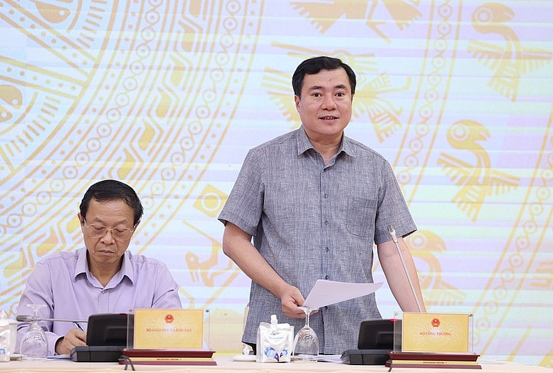 Sắp trình Quốc hội Luật Thương mại điện tử, siết quản lý livestream bán hàng