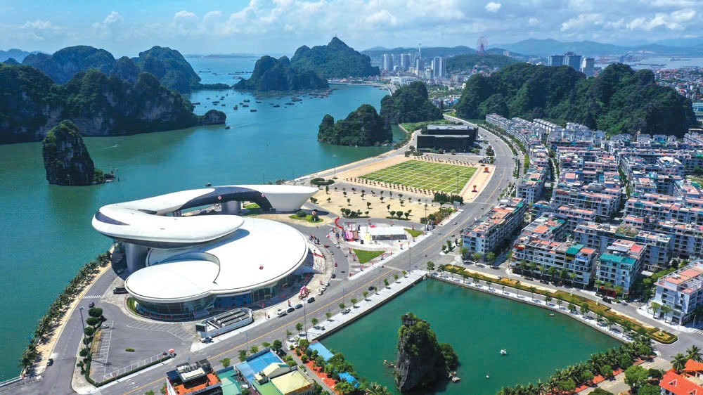 Phê duyệt nhiệm vụ quy hoạch chung đô thị Quảng Ninh đến năm 2050, tầm nhìn 2075