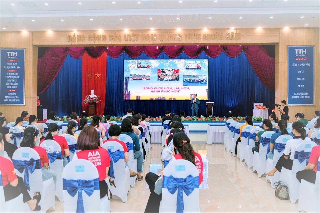 AIA Việt Nam tổ chức chương trình tầm soát ung thư vú miễn phí tại Quảng Trị
