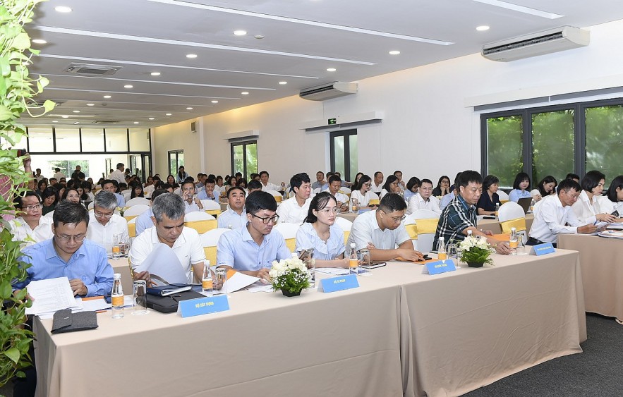 Xây dựng các nghị định tạo bước chuyển mới trong quản lý và đầu tư vốn nhà nước