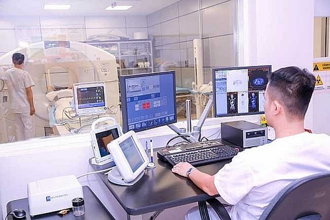Cải cách tiền lương: - Chìa khóa giữ người tài trong chính quyền số
