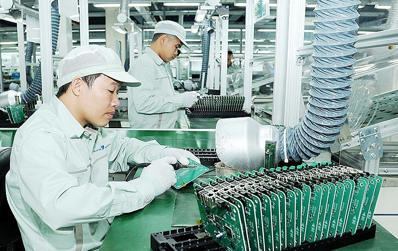Định hình chiến lược cạnh tranh riêng để thu hút FDI và phát triển bền vững