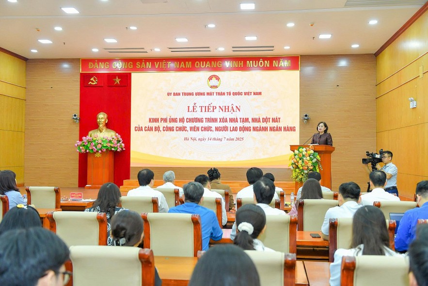 Ngành Ngân hàng cam kết hỗ trợ trên 1.000 tỷ đồng để xóa nhà tạm, nhà dột nát