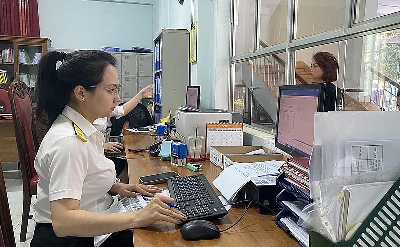Nỗ lực kéo giảm nợ thuế xuống dưới 8% so với số thực thu