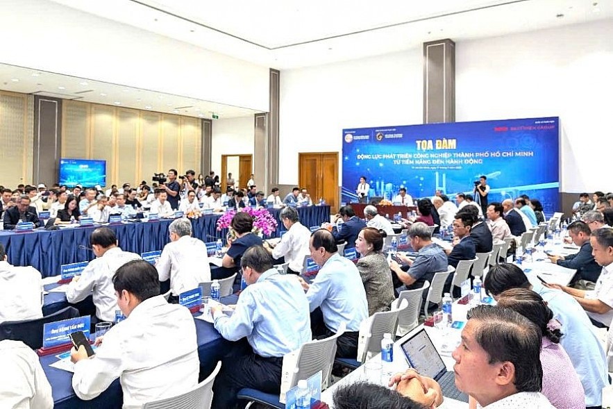 Quang cảnh buổi tọa đàm. Ảnh: Việt Dũng