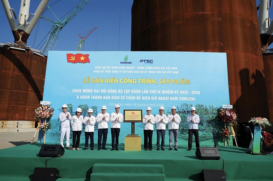 undefined Hướng tới Đại hội đại biểu Đảng bộ Tập đoàn Công nghiệp - Năng lượng Quốc gia Việt Nam lần thứ IV, nhiệm kỳ 2025-2030: Khát vọng vươn mình cùng đất nước