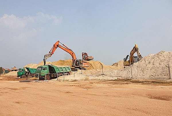 Tây Ninh: Đề nghị kiểm tra nghĩa vụ thuế 30 doanh nghiệp khai thác khoáng sản