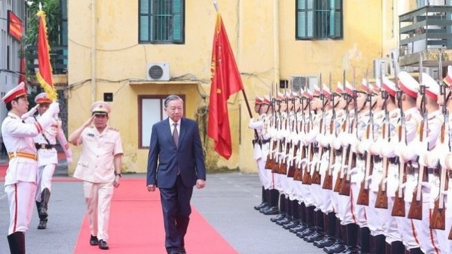 "Đổi mới mạnh mẽ tư duy, cách thức triển khai bảo vệ an ninh chính trị nội bộ"