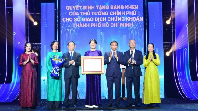 Thị trường chứng khoán là “huyết mạch” của nền kinh tế hiện đại