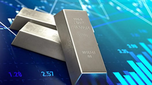 Ngày 31/7: Giá bạc thế giới giảm mạnh, giá bạc Phú Quý ngược chiều tăng