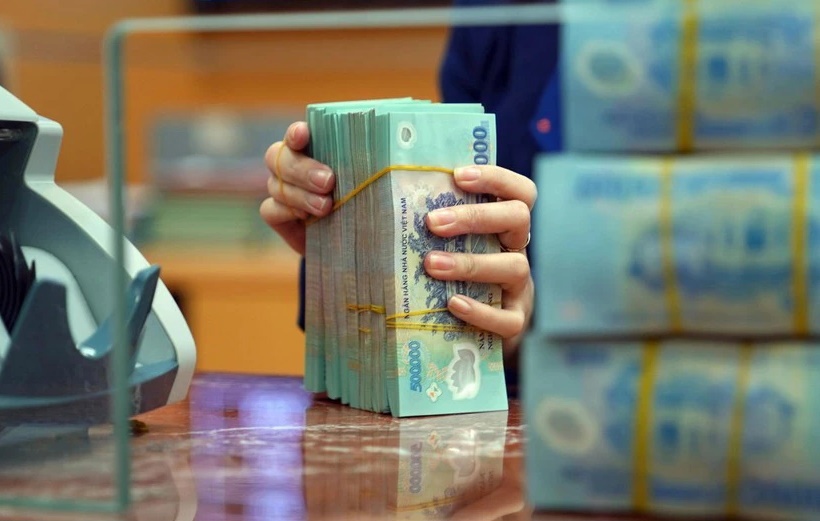 Loạt ngân hàng tăng lãi suất tiền gửi.