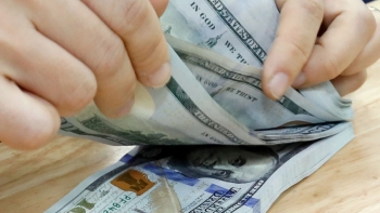 Tỷ giá USD hôm nay (1/8): Thế giới tăng mạnh, "chợ đen" tăng cả 2 chiều mua - bán