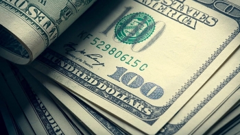 Tỷ giá USD hôm nay (2/8): Thế giới giảm mạnh, "chợ đen" lao dốc ở cả hai chiều mua và bán
