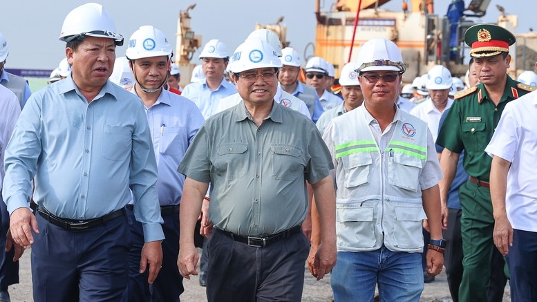 Thủ tướng lần thứ 8 kiểm tra sân bay Long Thành, yêu cầu cơ bản hoàn thành vào 19/12/2025