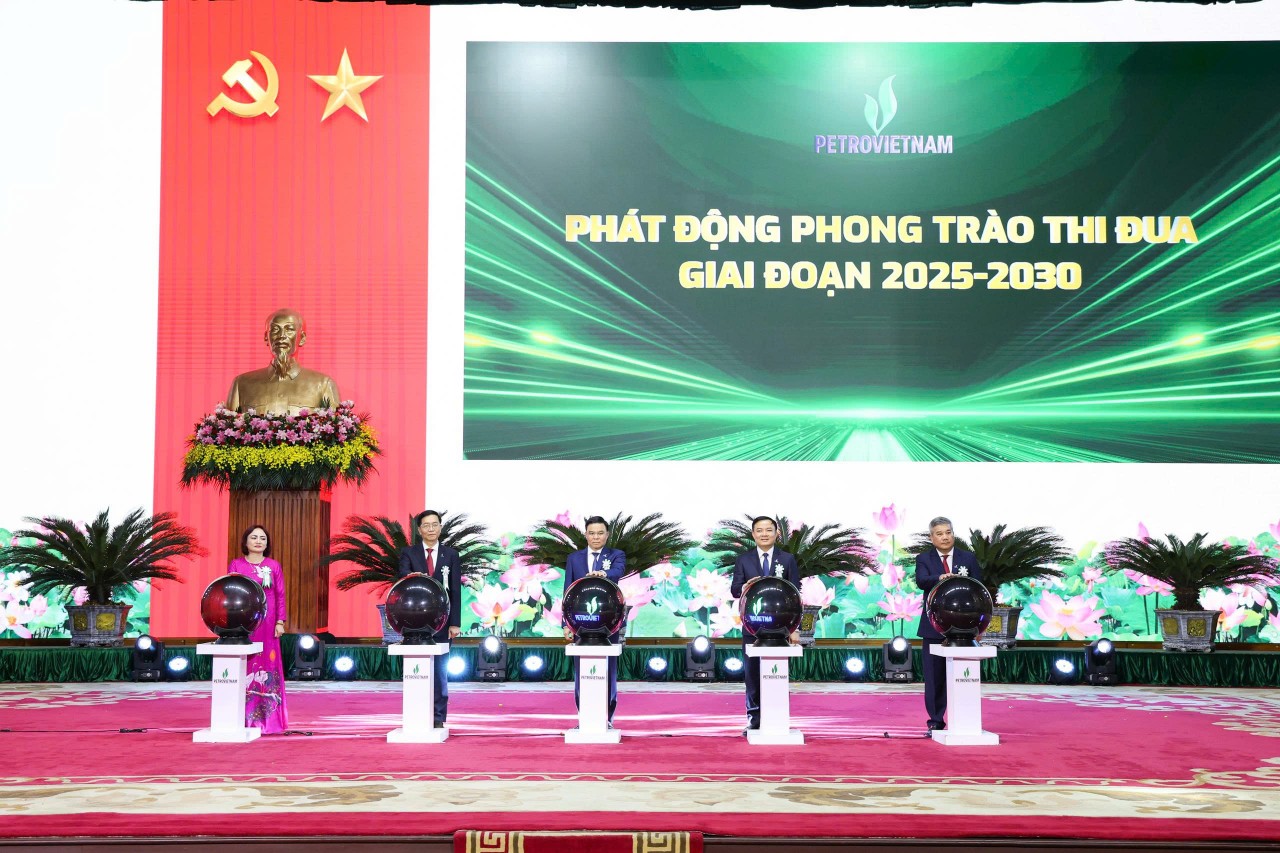 Để phong trào thi đua thực sự là động lực thực hiện thắng lợi các mục tiêu phát triển của Petrovietnam trong giai đoạn mới|