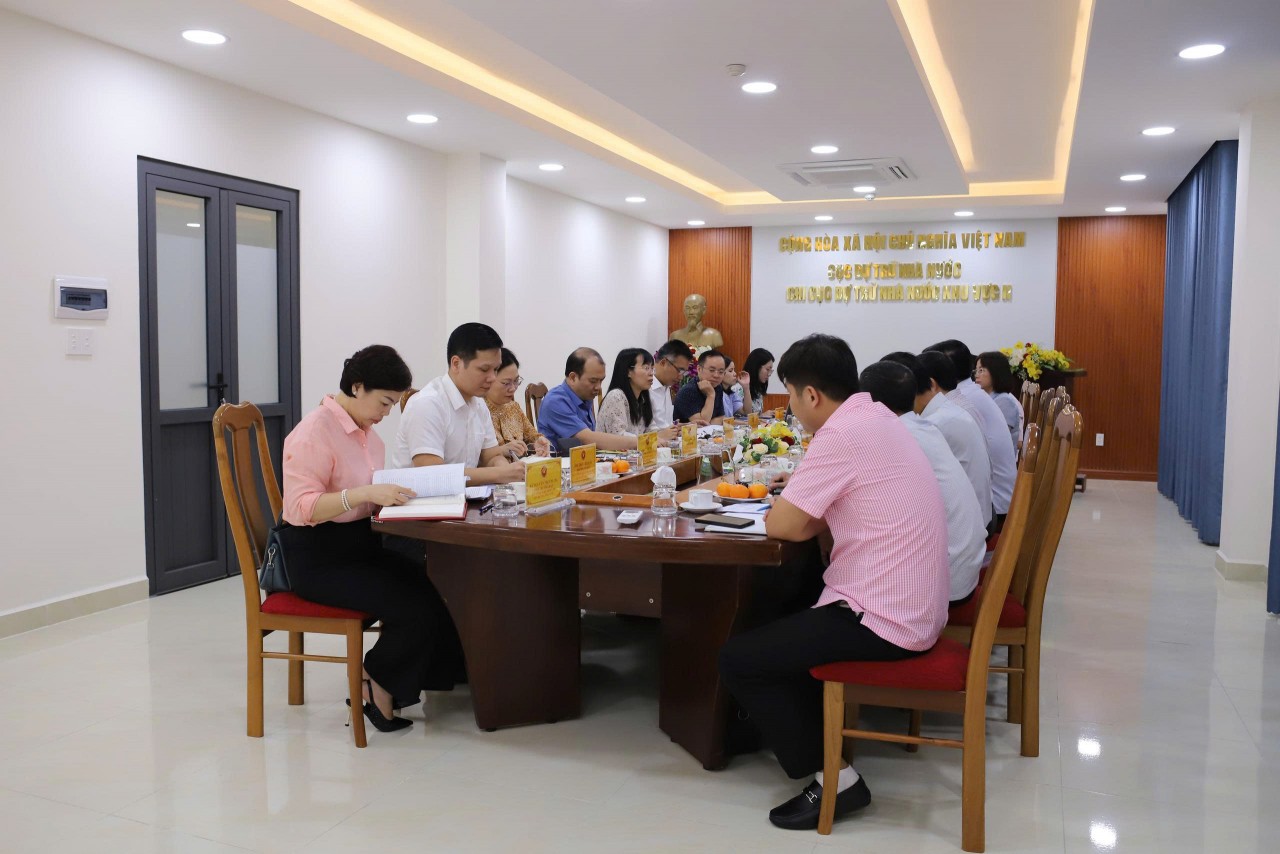 Nhanh chóng ổn định bộ máy, sẵn sàng nhập bổ sung 8.000 tấn gạo dự trữ
