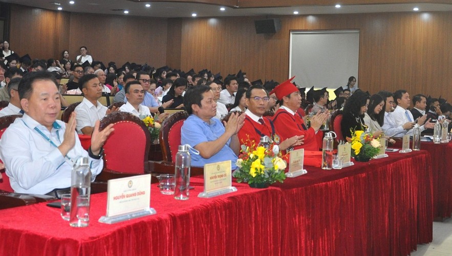 Học viện Tài chính trao bằng tốt nghiệp cho hơn 3.700 tân cử nhân khóa 59