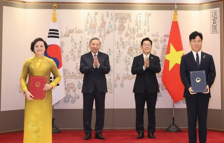 Tổng Bí thư Tô Lâm chứng kiến Lễ trao các văn kiện hợp tác Việt Nam - Hàn Quốc