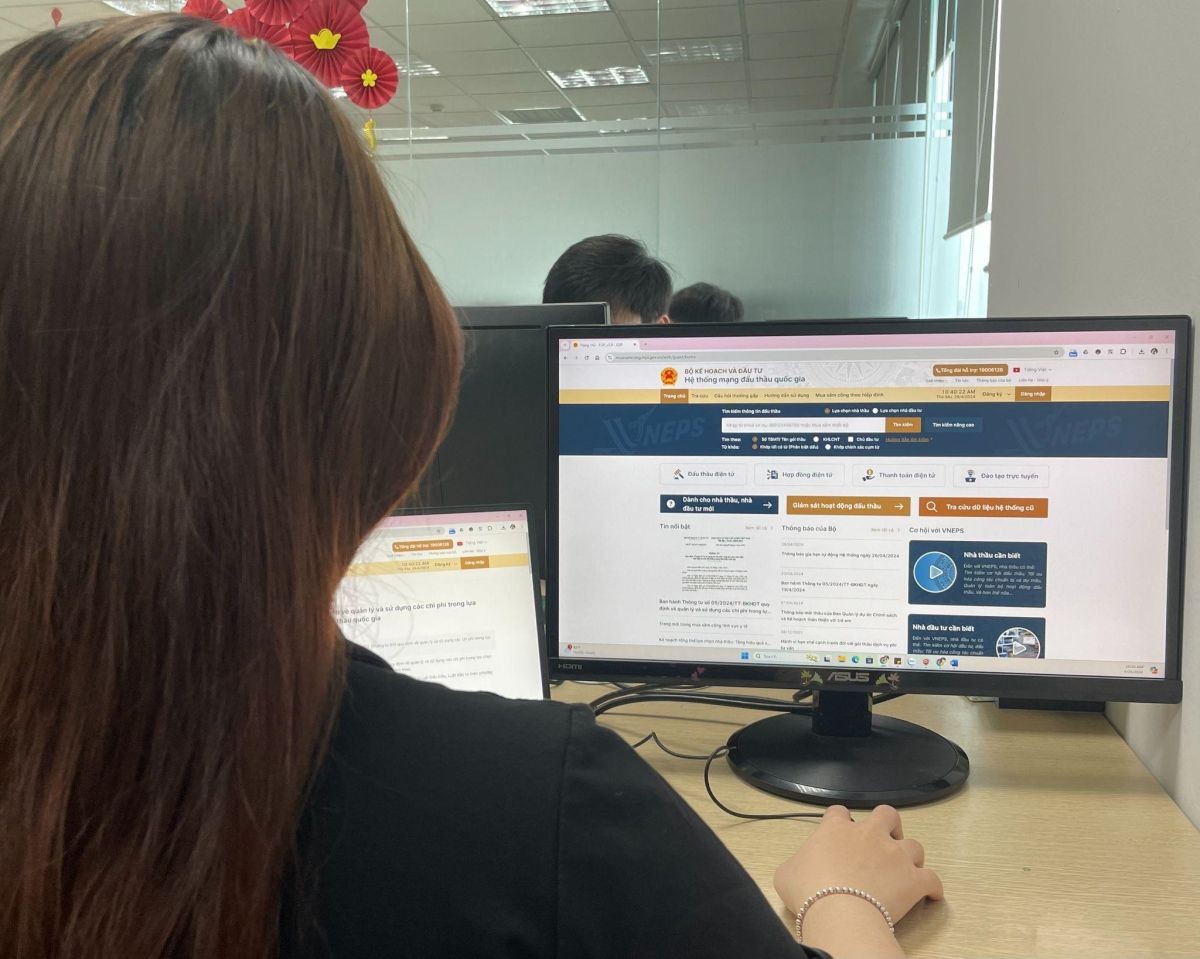 Hướng dẫn việc cung cấp, đăng tải thông tin về đấu thầu và mẫu hồ sơ đấu thầu
