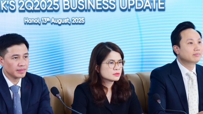 VietinBank, quý 2 tăng trưởng vượt trội, chuyển đổi số toàn diện hoạt động
