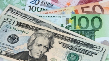 Tỷ giá USD hôm nay (15/8): Thế giới tăng, "chợ đen" giảm mạnh ở cả 2 chiều mua và bán