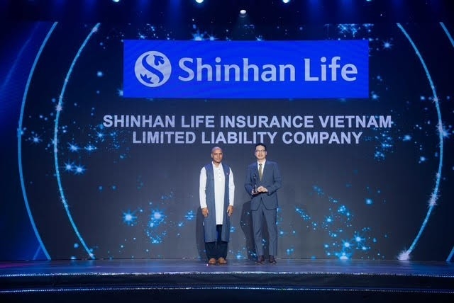 Shinhan Life Việt Nam đạt giải thưởng kép 2 năm liên tiếp tại HR Asia Awards