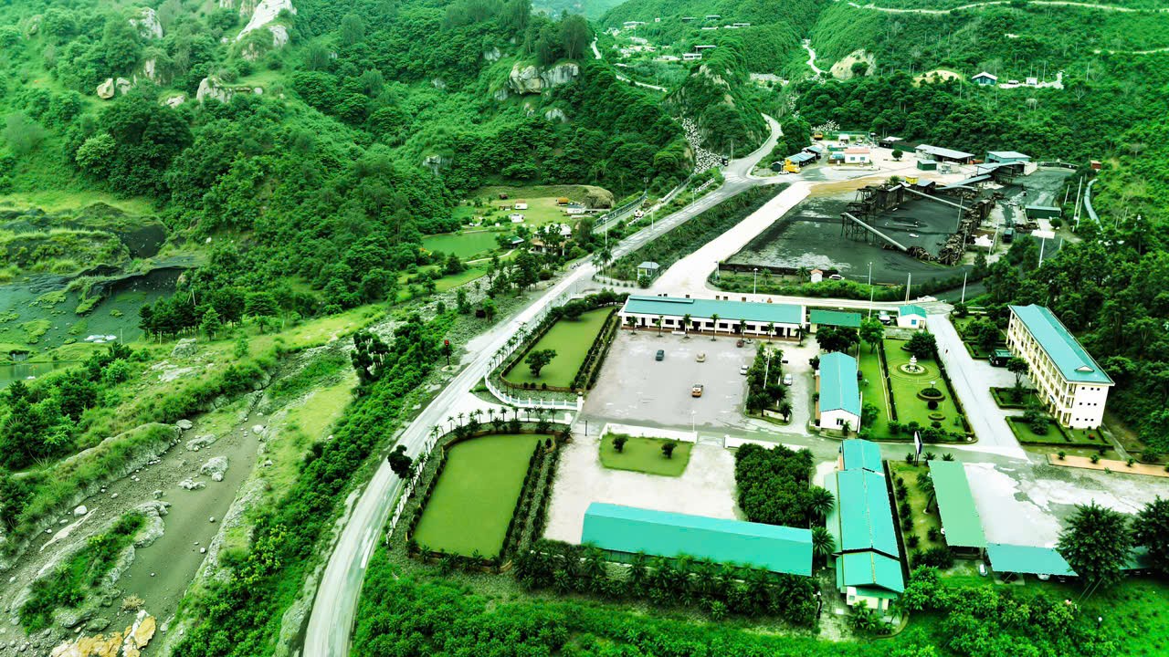 Quảng Ninh khởi công và khánh thành hàng loạt dự án lớn chào mừng 80 năm Quốc khánh Quảng Ninh khởi công và khánh thành hàng loạt dự án lớn chào mừng 80 năm Quốc khánh