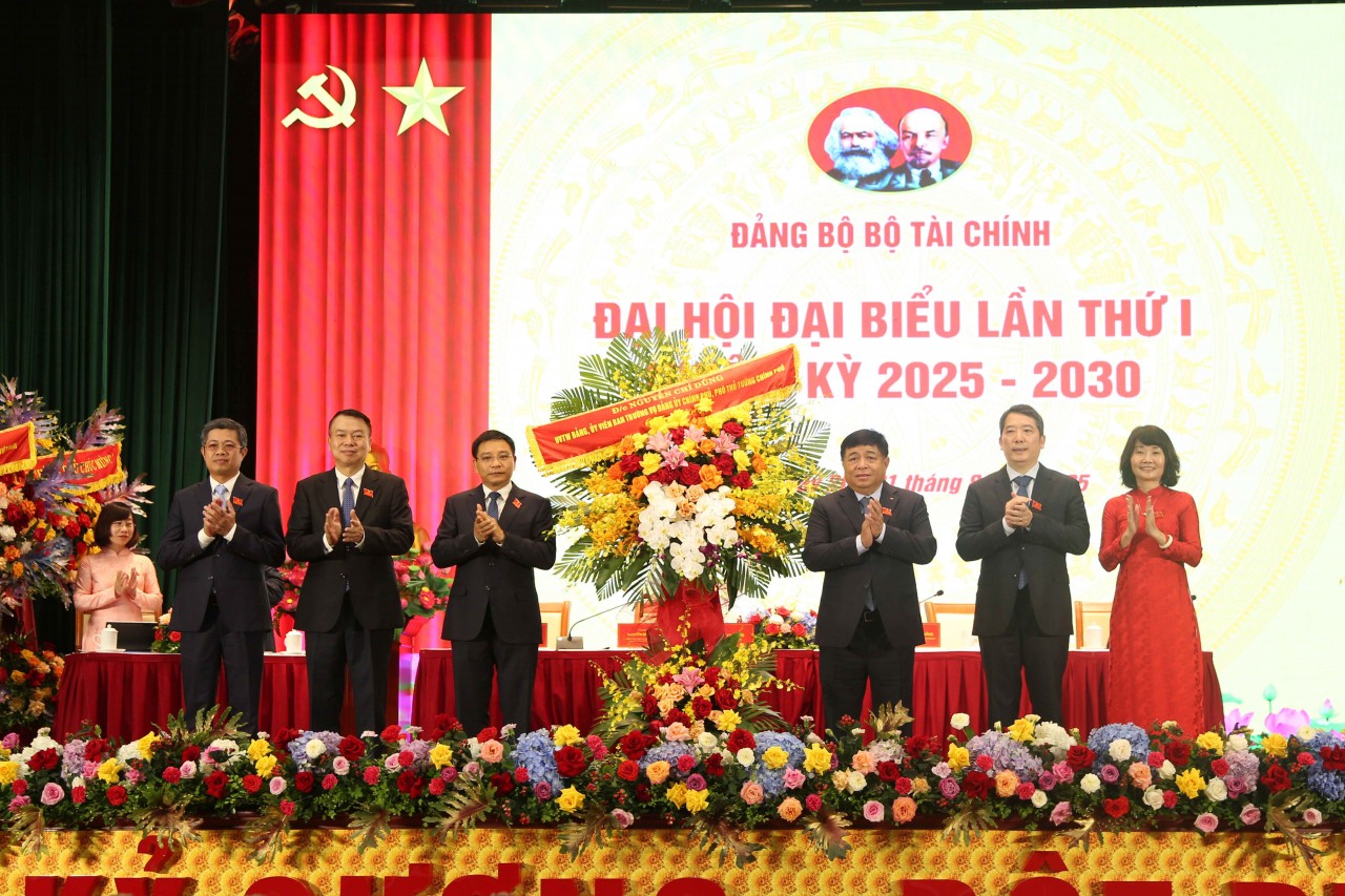 Phấn đấu GDP bình quân đầu người đạt 8.500 USD vào năm 2030