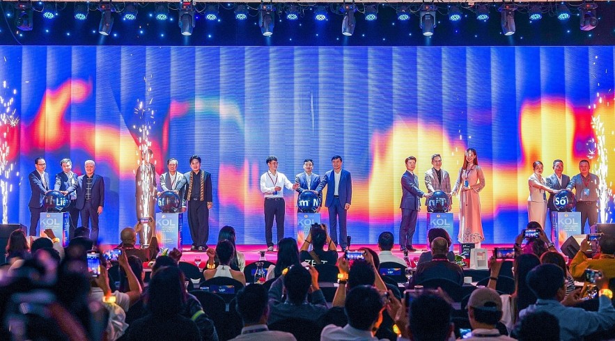 SHB cùng đất nước kiến tạo “Niềm tin số”