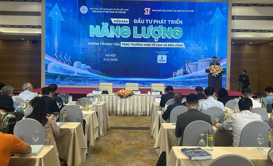 Đầu tư năng lượng xanh- cốt lõi để tăng trưởng kinh tế bền vững