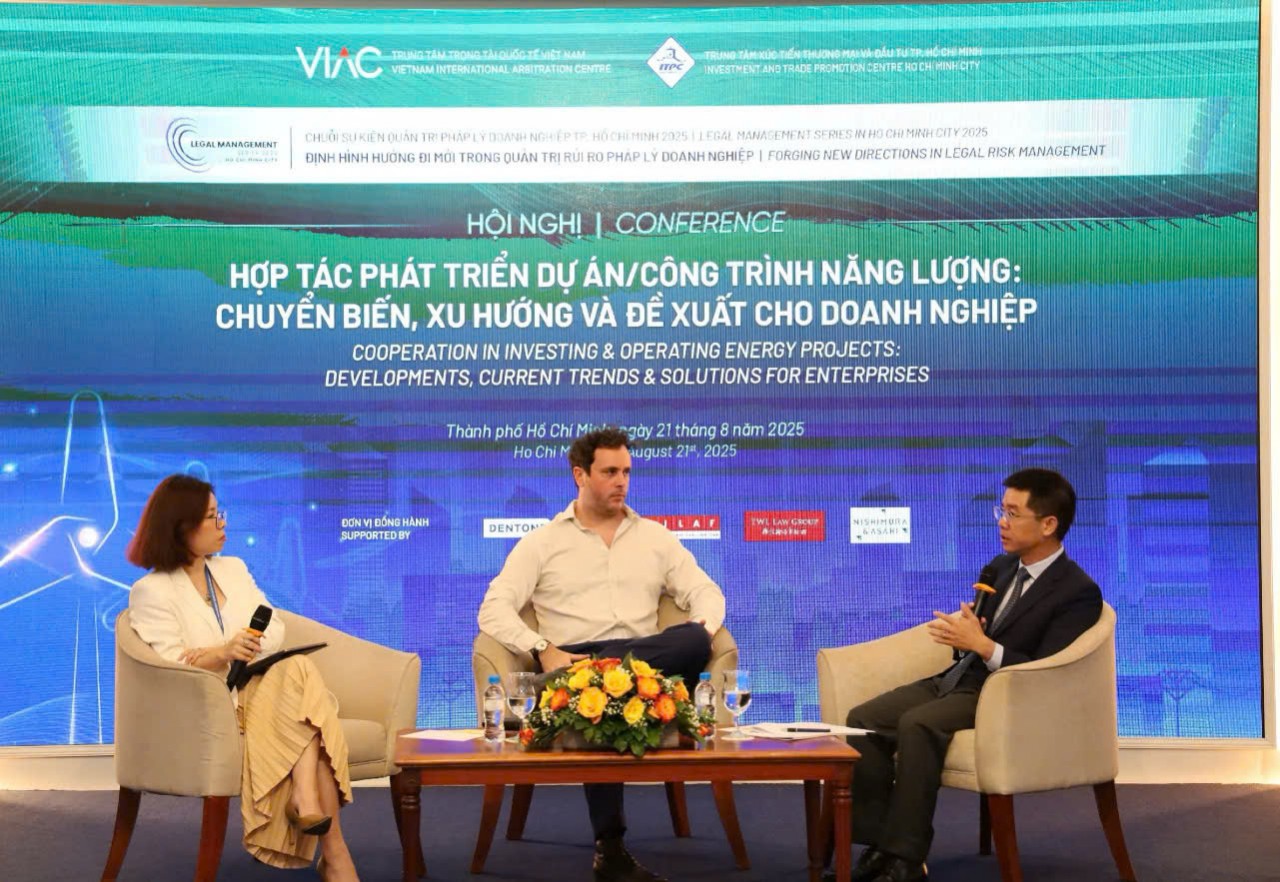 Doanh nghiệp Việt đối mặt thách thức năng lượng tái tạo Doanh nghiệp Việt đối mặt thách thức năng lượng tái tạo