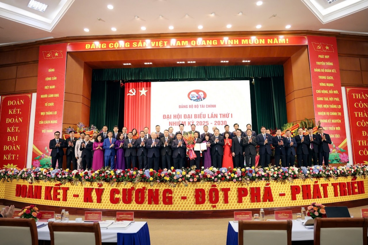 Ra mắt Ban Chấp hành Đảng bộ Bộ Tài chính nhiệm kỳ 2025 - 2030