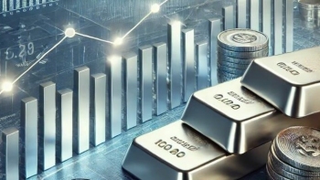 Ngày 25/8: Giá bạc giữ vững đà tăng
