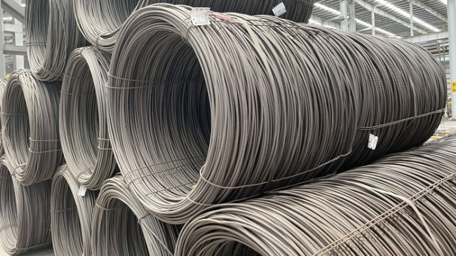 Ngày 25/8: Giá thép, quặng sắt biến động trái chiều